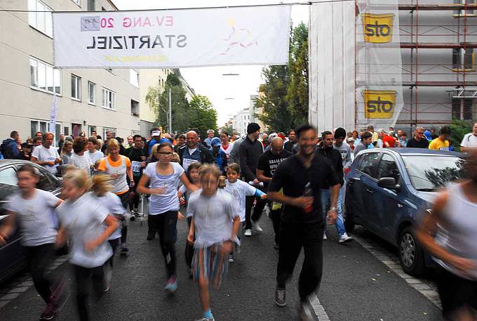 Laufen als Zeichen der Solidarität mit den Angehörigen von Strafgefangenen. Foto: M. Uschmann/epdÖ