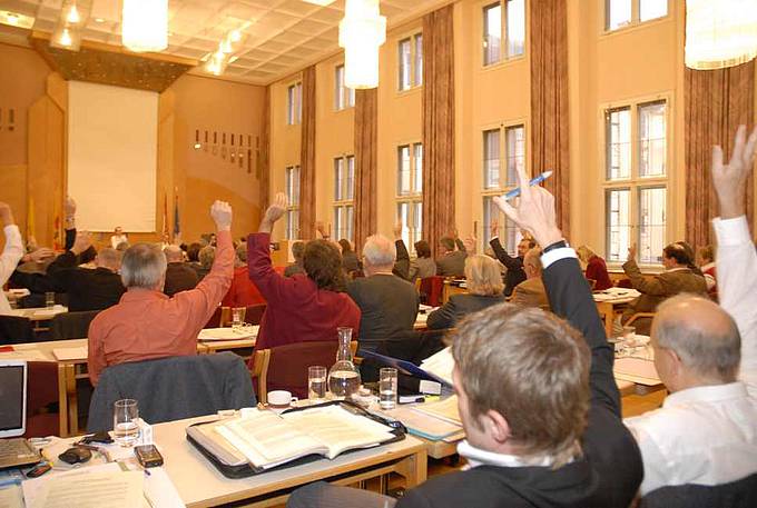 Am Programm der lutherischen Synode steht unter anderem die Beratung und die Beschlussfassung des Haushaltsvoranschlags für das Jahr 2014. Foto: epd/Uschmann