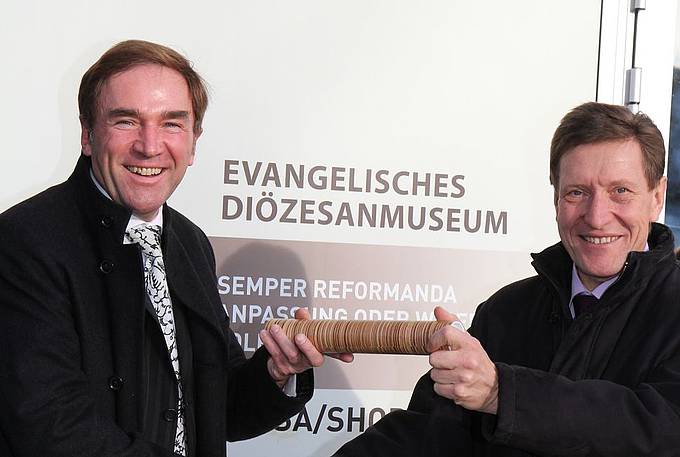 Diakonie-Rektor Hubert Stotter gab das Staffelholz an Superintendent Manfred Sauer (links) weiter. Foto: KK/Diakonie de La Tour