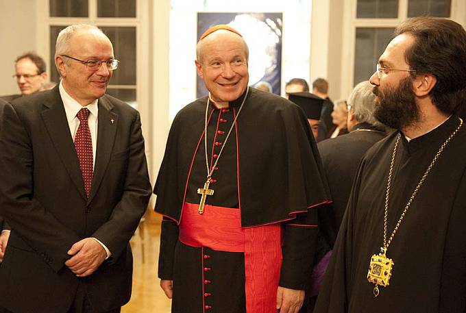 Bischof Michael Bünker, Kardinal Christoph Schönborn und der neue Metropolit Arsenios Kardamakis (v.l.) beim diesjährigen Ökumenischen Empfang.