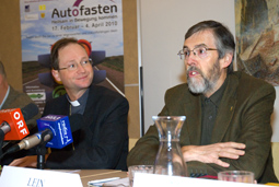 Superintendent Hansjörg Lein (re) und Weihbischof Stephan Turnovszky (li)