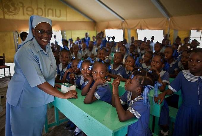Die Kindernothilfe konnte bereits drei von neun geplanten Schulen in Haiti fertigstellen (Foto: Kindernothilfe/Studnar)
