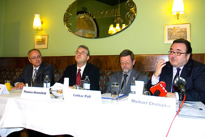 v.l.: Michael Bünker, Thomas Hennefeld, Lothar Pöll und Michael Chalupka.