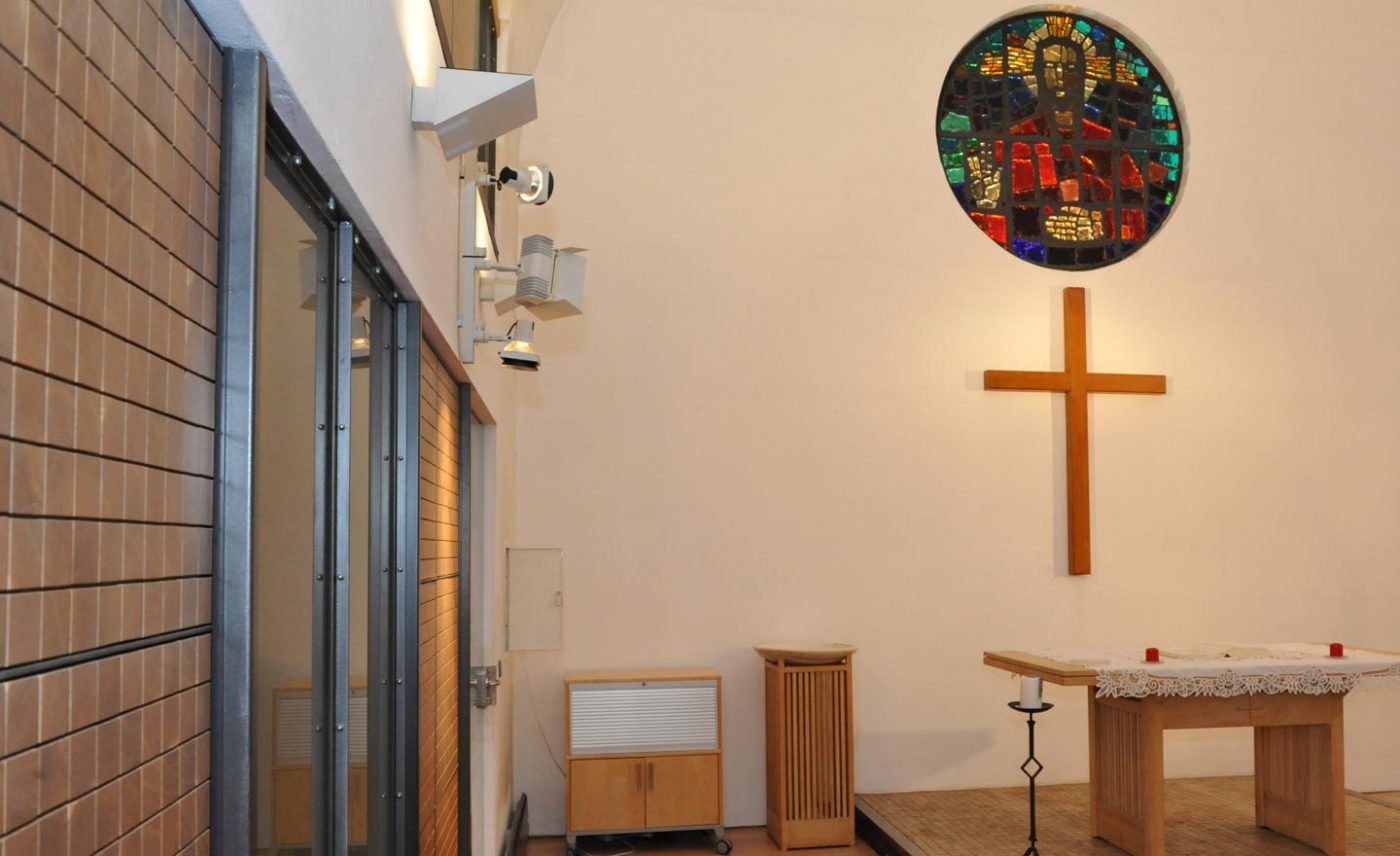 In Pörtschach gibt es ein gutes Miteinander von Einheimischen, Touristen und Flüchtlingen. Im Bild: Der Innenraum der Kirche in Pörtschach. (Foto: epdÖ/M.Uschmann)
