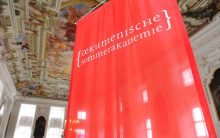 Im Rahmen der 19. Ökumenischen Sommerakademie in Kremsmünster betonte der oberösterreichische Superintendent Gerold Lehner die Rolle der Kirchen in Umweltfragen. Foto: epd/Uschmann
