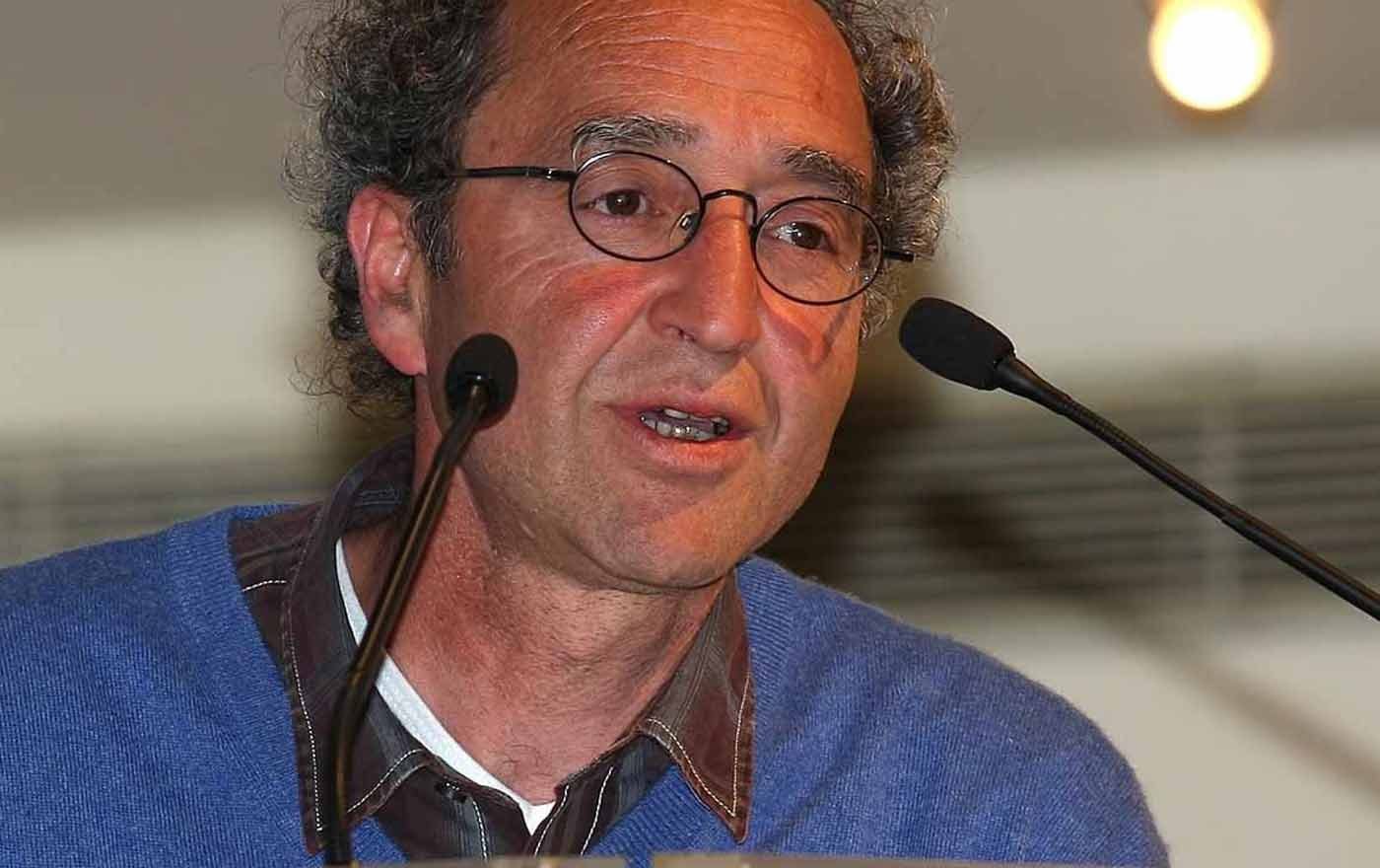 Aus politischen Gründen von der Türkei verfolgt: der Schriftsteller Dogan Akhanli. Foto: wikimedia/Raimond Spekking