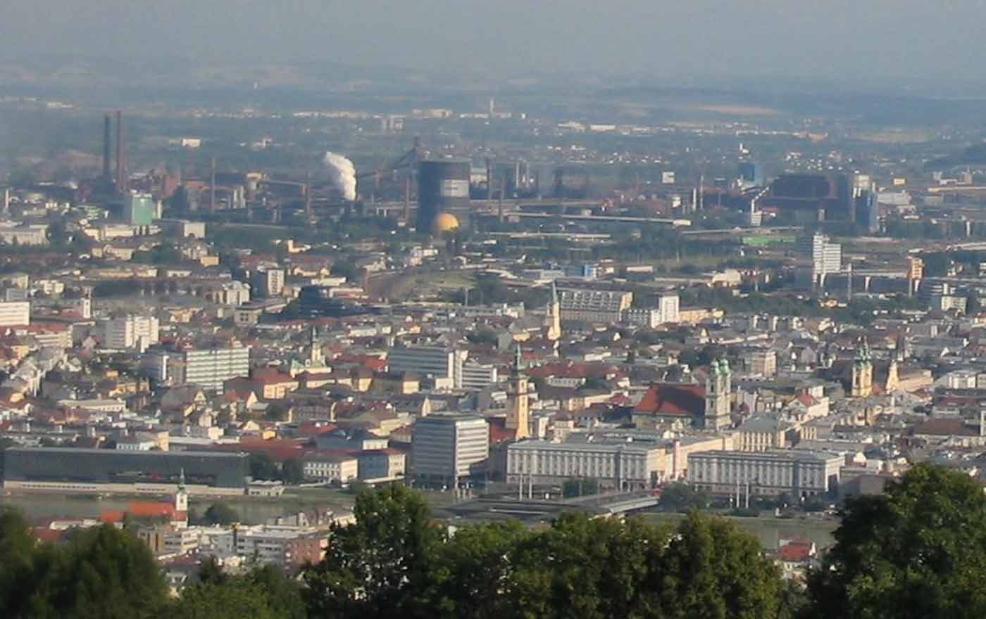 In Linz kommen die Synodalen der Evangelischen Kirche A.B. zusammen. Foto: wikimedia/mikegr/cc-by-sa 3.0