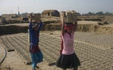 Das UNO-Ziel, bis 2025 die schlimmsten Formen von Kinderarbeit zu beenden, sei in weite Ferne gerückt, schreibt die Kindernothilfe. Foto: wikimedia/cc by s.a 3.0/Krish Dulal