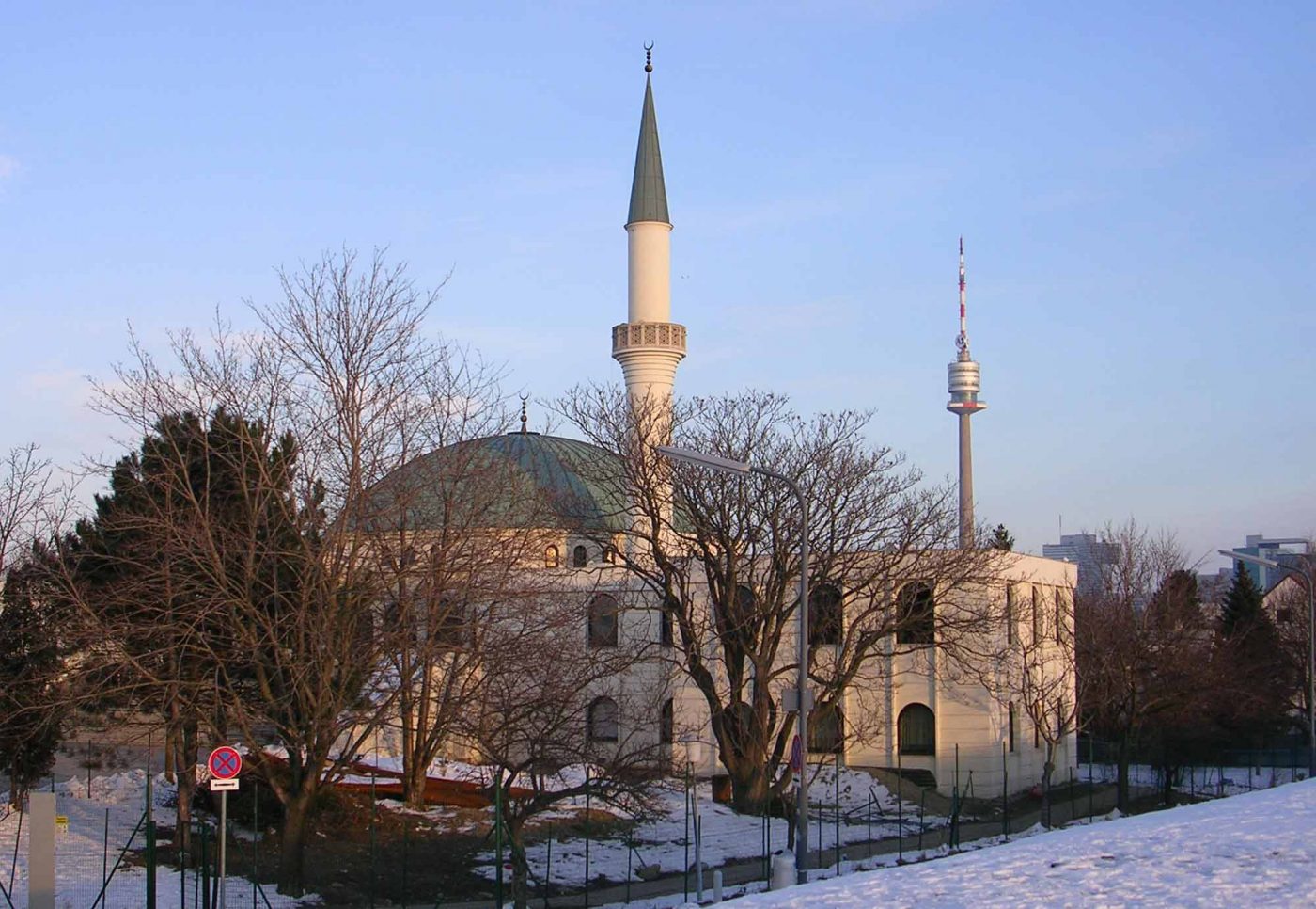 Das Islamische Zentrum in Wien-Floridsdorf. Foto: wikimedia/Michael Kranewitter/cc by sa 3.0