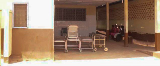 Krankenbetten im Spital Dormaa Ahenkro, Ghana (Foto: privat)
