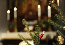 Analog, online, hybrid, mobil: Die Evangelischen Pfarrgemeinden bieten zu Weihnachten von allem etwas. Foto: epd/Uschmann