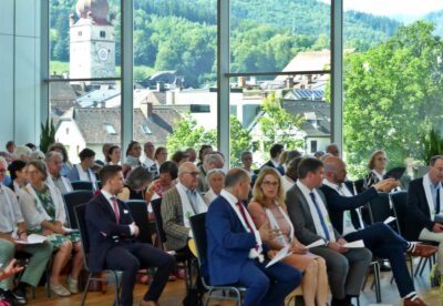 Ein „Green Event“ mit Blick ins Grüne. Der Festgottesdienst des Niederösterreichischen Kirchentages in Waidhofen a.d. Ybbs. Foto: Christian Kühn