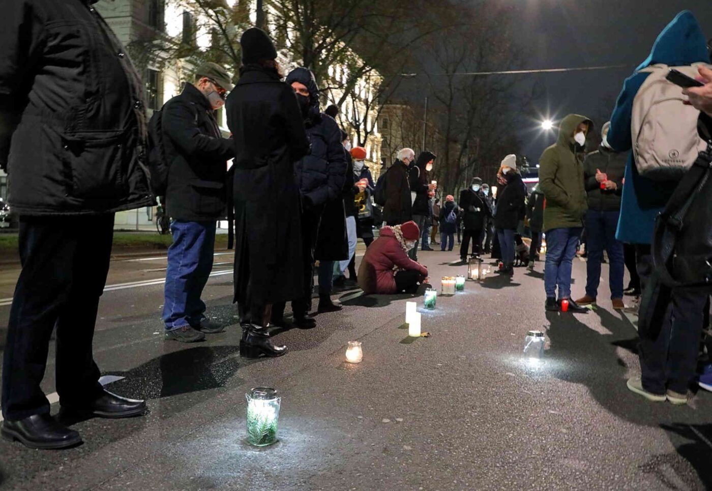 Im Dezember des Vorjahres hatte die Initiative „#YesWeCare“ zum Lichtermeer für die Corona-Opfer auf der Wiener Ringstraße eingeladen. Heuer geht es um das Recht auf Inklusion. (Foto: C.Stadler/Bwag; CC-BY-SA-4.0)