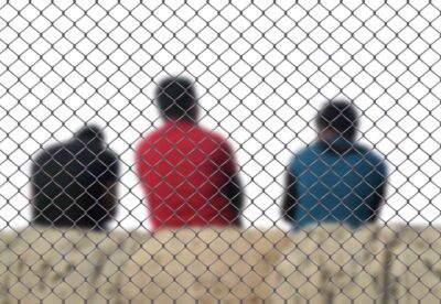 Die Abschiebung von in einem Land stark verwurzelten Menschen widerspricht, wie die Diakonie betont, der Europäischen Menschenrechtskonvention. (Foto: Pixabay / Gerd Altmann)