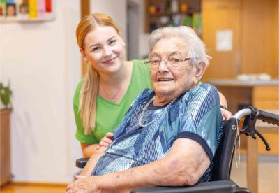 Die Diakonie will auf den Menschen und seine Bedürfnisse eingehen und ihn individuell begleiten. „Gute Pflege heißt für uns, Bedürfnisse zu erkennen und individuell zu antworten“, heißt es dazu auf der Website diakonie.at. (Foto: Ch. Huber)