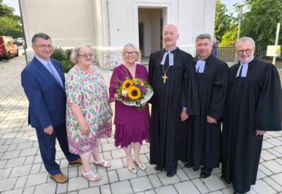 Die Mitglieder des Superintendentialausschusses (v.l.n.r.): Herwig Wallner und Susi Hackl vertreten Superintendentialkuratorin Christa Grabenhofer, Superintendent Robert Jonischkeit wird von den Senioren Carsten Marx und Andreas Hankemeier vertreten. (Foto: Stefan Grauwald)