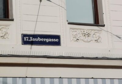 Die Taubergasse in Wien-Hernals erinnert seit 1894 an den evangelischen Märtyrer. (Foto: epd/ C. Dasek)